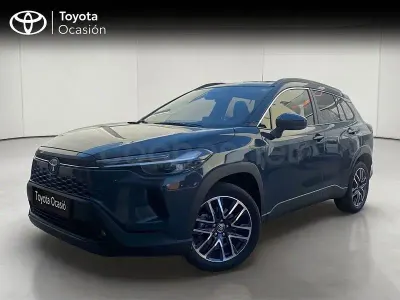 Usado Toyota Corolla Cross Style 178 CV (130 kW) 2025 Gris / plata SUV