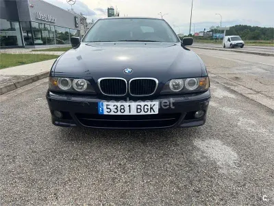 Begagnad BMW 530 184 HK (135 kW) 2001 Blå Sedan