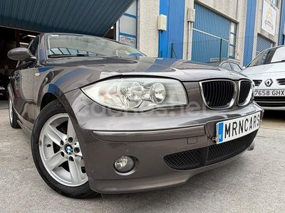 Usado BMW 118 122 CV (89 kW) 2005 Beige Utilitario