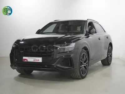 Usado Audi Q8 Ambiente 286 CV (210 kW) 2022 Negro SUV