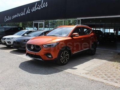 Usado MG ZS Luxury 106 CV (77 kW) 2023 Naranja SUV