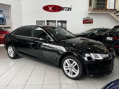 Usado Audi A4 150 CV (110 kW) 2017 Negro Berlina