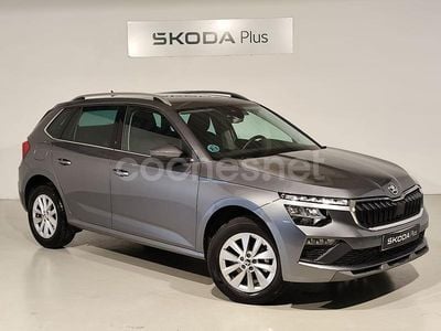 Gris / plata Usado 2024 Skoda Kamiq Selection SUV | 21.500 € (Precio justo)