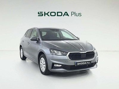 Usado Skoda Fabia Selection 116 CV (85 kW) 2024 Gris Utilitario
