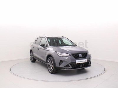 Używany Seat Arona FR 115 KM (84 kW) 2025 Szary SUV
