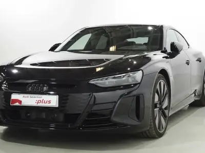 Usado Audi e-tron Premium 350 kW (476 CV) 2022 Negro SUV