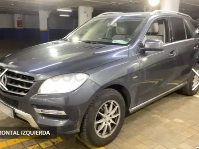 Usado Mercedes ML250 204 CV (150 kW) 2013 Gris / plata SUV