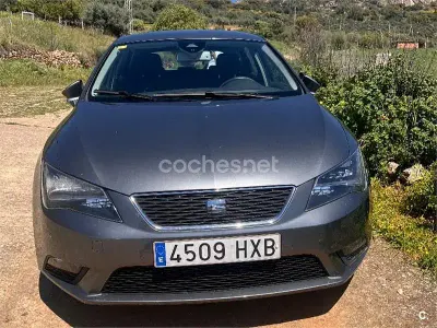 Używany Seat Leon I-Tech 122 KM (89 kW) 2014 Szary Sedan/Limuzyna