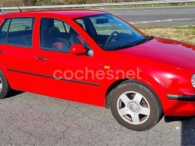 Usado VW Golf III Conceptline 90 CV (66 kW) 1998 Rojo Berlina