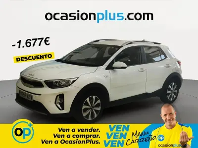 Usado Kia Stonic 100 CV (73 kW) 2024 Blanco SUV