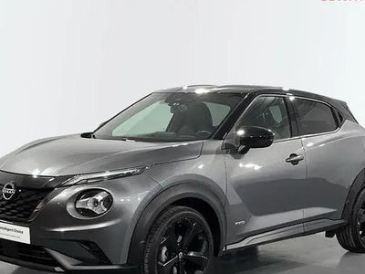 Gris con techo negro negro Usado 2022 Nissan Juke Tekna SUV | 25.900 € (Caro)