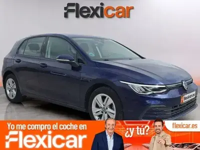 Usado VW Golf VIII 110 CV (80 kW) 2021 Azul Berlina