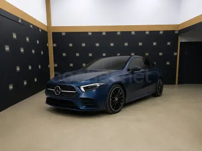 Usado Mercedes A200 150 CV (110 kW) 2021 Azul Berlina