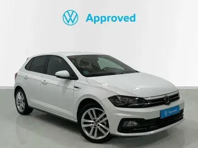 Usado VW Polo R-line 110 CV (80 kW) 2021 Blanco Utilitario