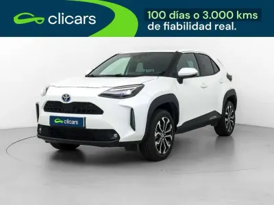 Usado Toyota Yaris Cross Connect Style 91 CV (66 kW) 2022 Blanco SUV