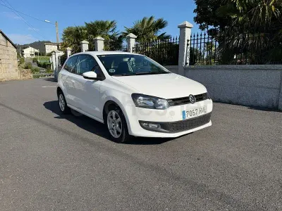 Usado VW Polo 75 CV (55 kW) 2014 Blanco Berlina