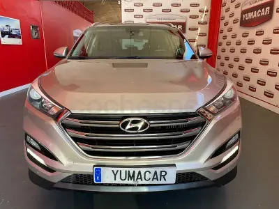 Usado Hyundai Tucson 115 CV (84 kW) 2015 Gris / plata SUV