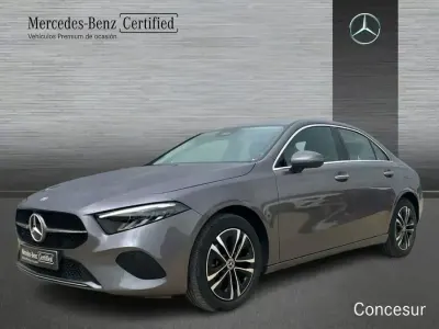 Usado Mercedes A250 217 CV (159 kW) 2024 Gris Berlina