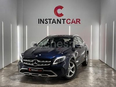 Usado Mercedes GLA180 122 CV (89 kW) 2018 Azul SUV