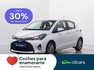 Usado Toyota Yaris Active 99 CV (72 kW) 2015 Blanco Utilitario