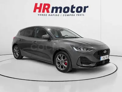 Usado Ford Focus ST-Line 125 CV (91 kW) 2022 Gris Familiar