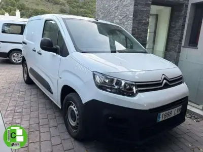 Usado Citroën e-Berlingo 102 CV (75 kW) 2022 Blanco Monovolumen