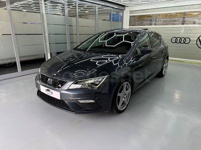 Usado Seat Leon FR 150 CV (110 kW) 2019 Gris / plata Berlina
