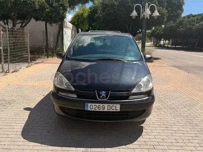 Usado Peugeot 807 130 CV (95 kW) 2004 Azul Monovolumen