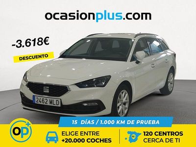 Usado Seat Leon Style 130 CV (95 kW) 2023 Blanco Familiar