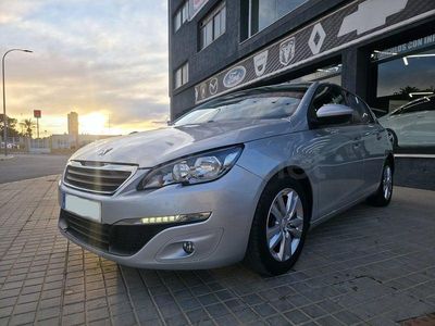 Usado Peugeot 308 Access 100 CV (73 kW) 2016 Gris / plata Berlina