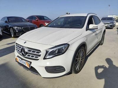 Mercedes GLA180