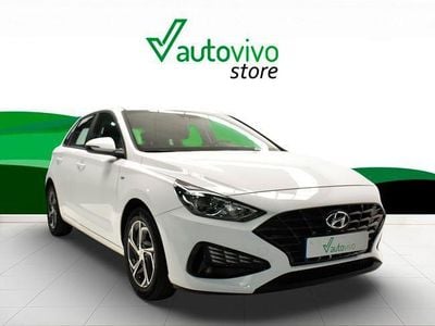 Usado Hyundai i30 120 CV (88 kW) 2023 Blanco