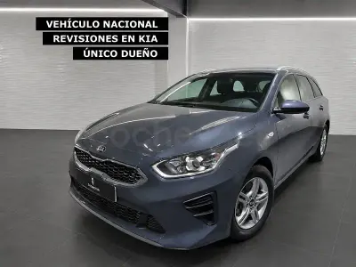 Usado Kia Ceed 120 CV (88 kW) 2021 Gris / plata Utilitario
