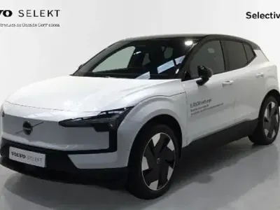 Usado Volvo EX30 Performance 200 kW (272 CV) 2024 Blanco SUV