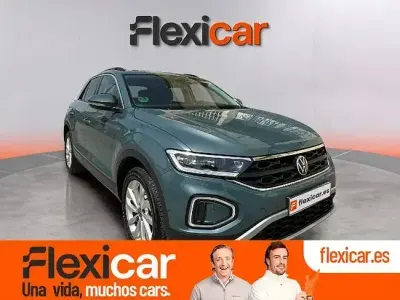 Usado VW T-Roc Business 115 CV (84 kW) 2024 Azul SUV