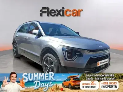 Usado Kia Niro 141 CV (103 kW) 2022 Gris SUV
