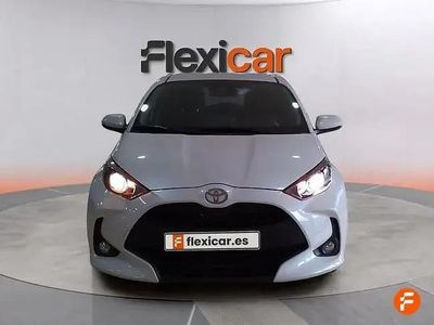 Usado Toyota Yaris Hybrid Active 116 CV (85 kW) 2024 Blanco