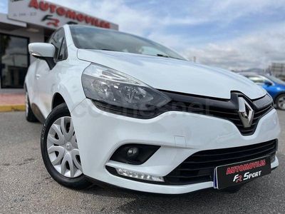 Usado Renault Clio GrandTour Life 75 CV (55 kW) 2018 Blanco Familiar