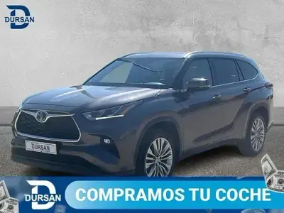 Usado Toyota Highlander 248 CV (182 kW) 2024 Gris / plata SUV
