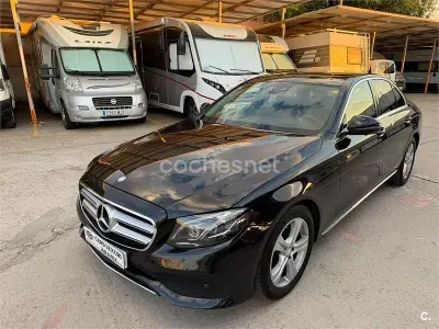 Usado Mercedes E220 194 CV (142 kW) 2017 Negro Berlina