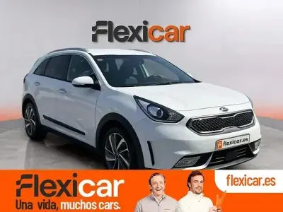 Begagnad Kia Niro 141 HK (103 kW) 2017 Vit SUV