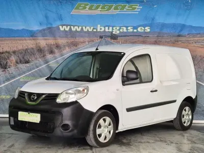 Usado Nissan NV250 90 CV (66 kW) 2022 Blanco Van