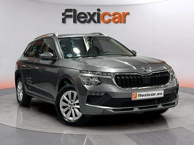 Usado Skoda Kamiq Selection 116 CV (85 kW) 2024 Gris SUV