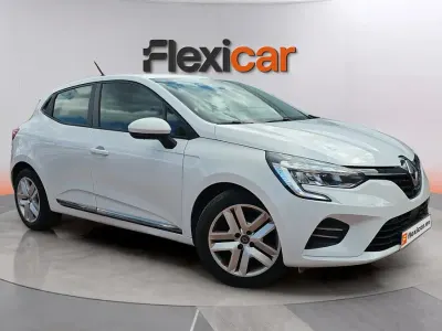 Używany Renault Clio V Business 101 KM (74 kW) 2020 Biały Sedan/Limuzyna