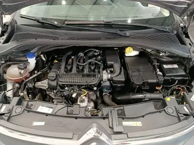 Usado Citroën C3 PureTech 83 CV (61 kW) 2022 Gris / plata Utilitario