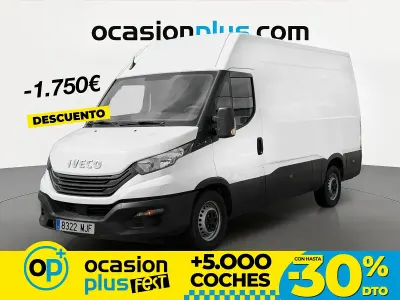 Begagnad Iveco Daily 156 HK (114 kW) 2023 Vit Sedan