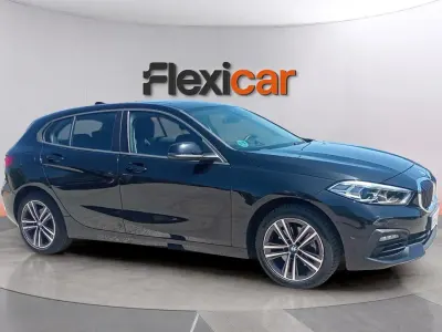 Usado BMW 118 136 CV (100 kW) 2023 Negro Berlina