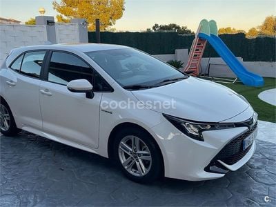 Usado Toyota Corolla Active 122 CV (89 kW) 2019 Blanco Berlina
