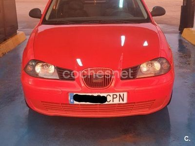 Rojo Usado 2004 Seat Ibiza Stella Berlina | 2599 € (Precio justo)