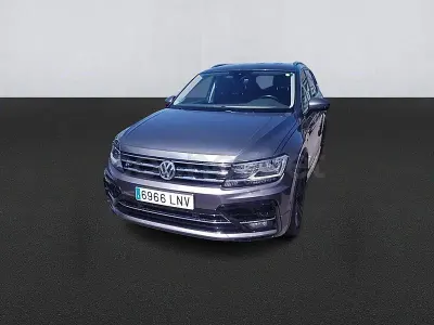 Usado VW Tiguan Allspace Advance 150 CV (110 kW) 2021 Gris / plata SUV